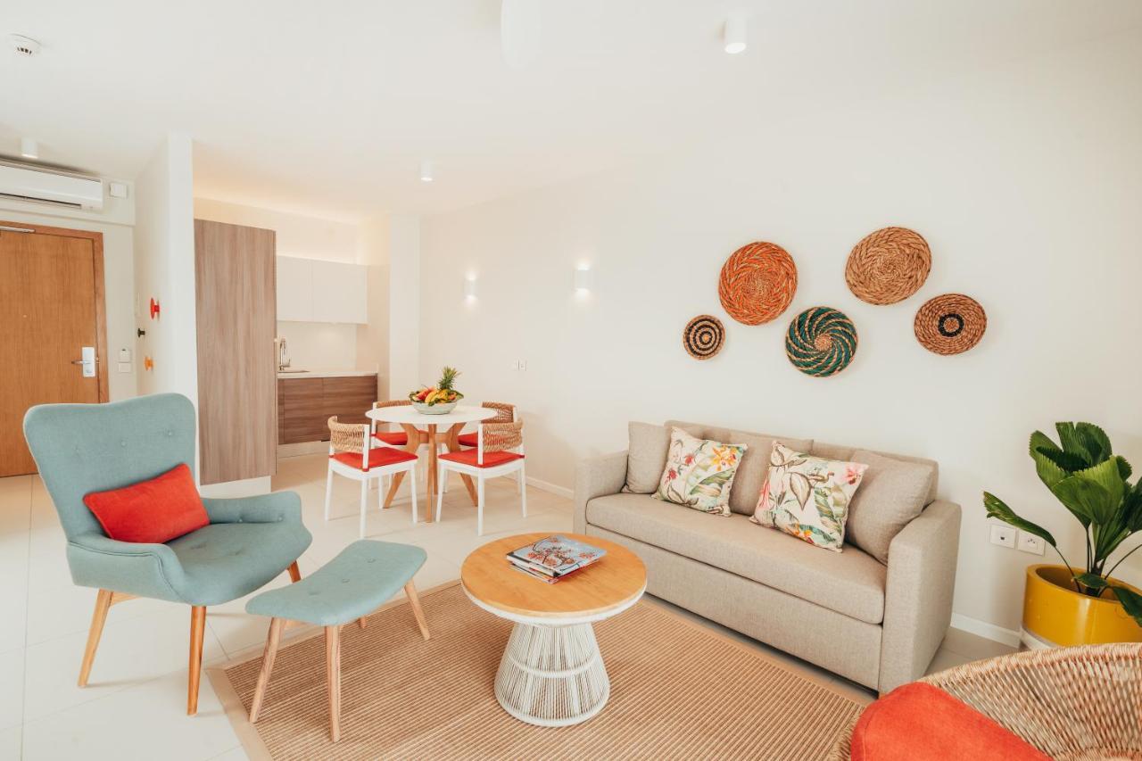 Domaine De Grand Baie Aparthotel Екстериор снимка
